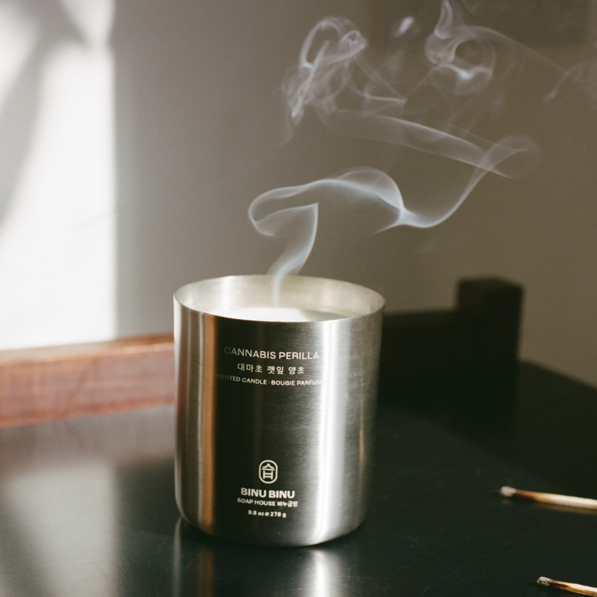 Cannabis Perilla Candle