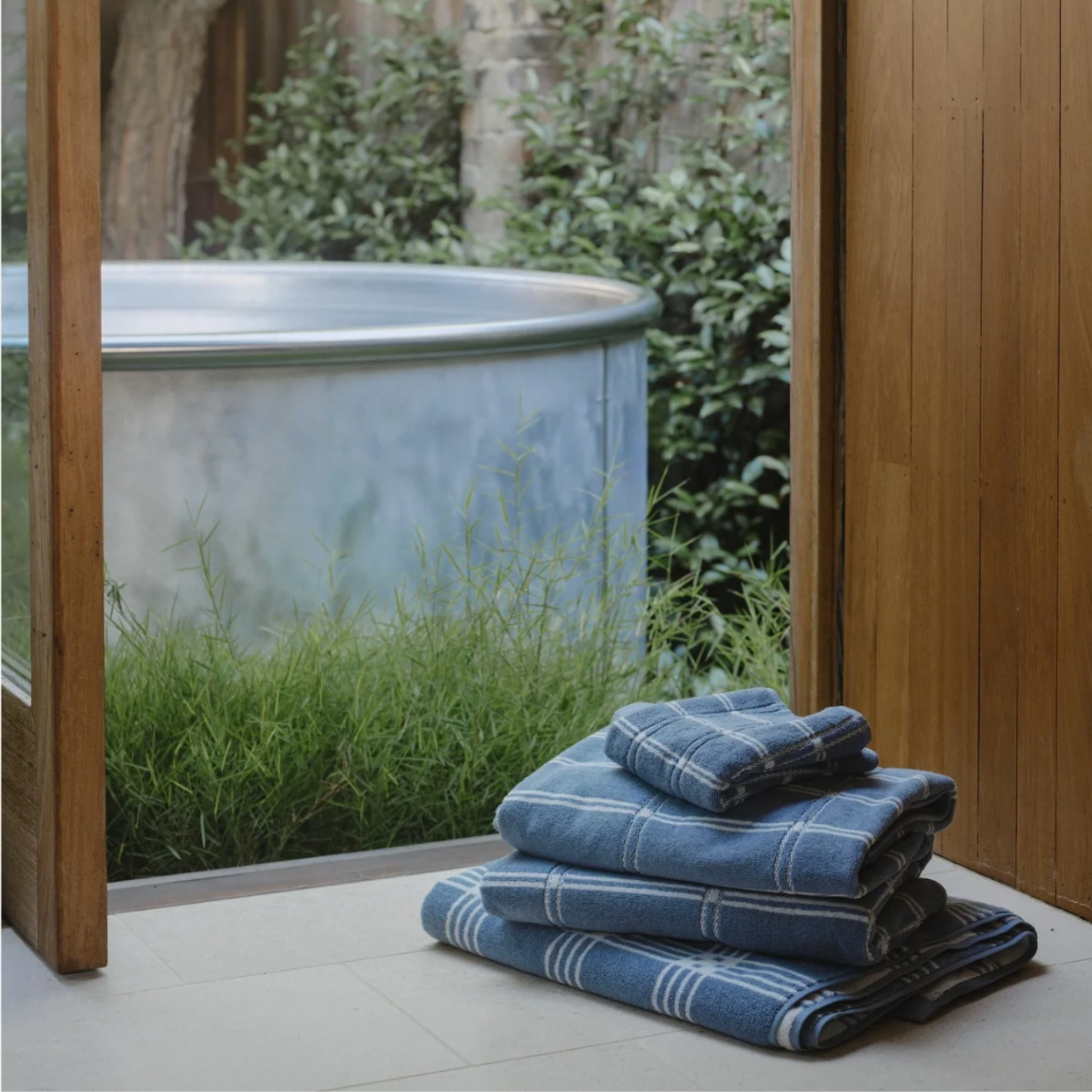 BAINA Essential Bathroom Set - Celeste + Chalk