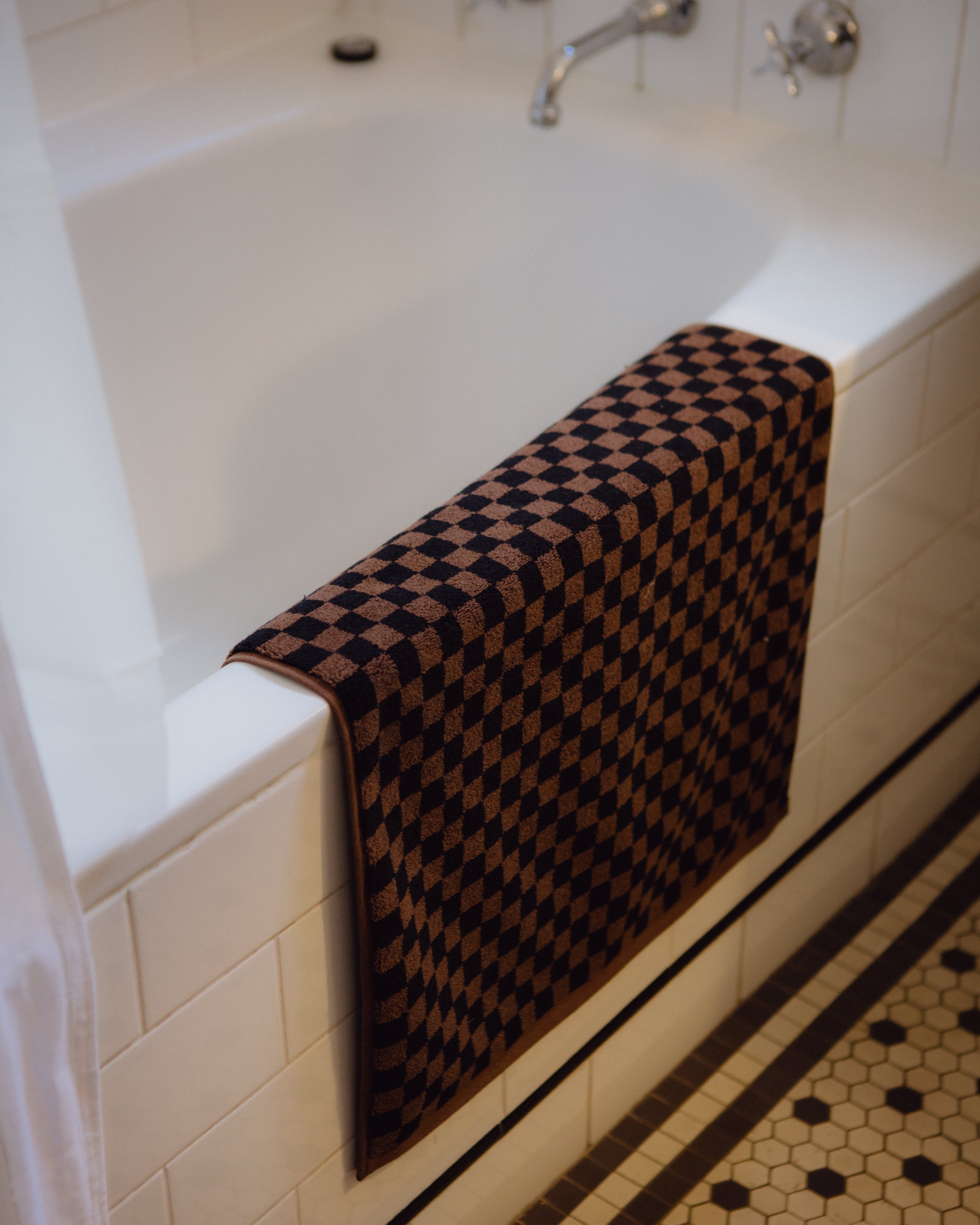 Beppu Bath Mat - Tabac + Noir
