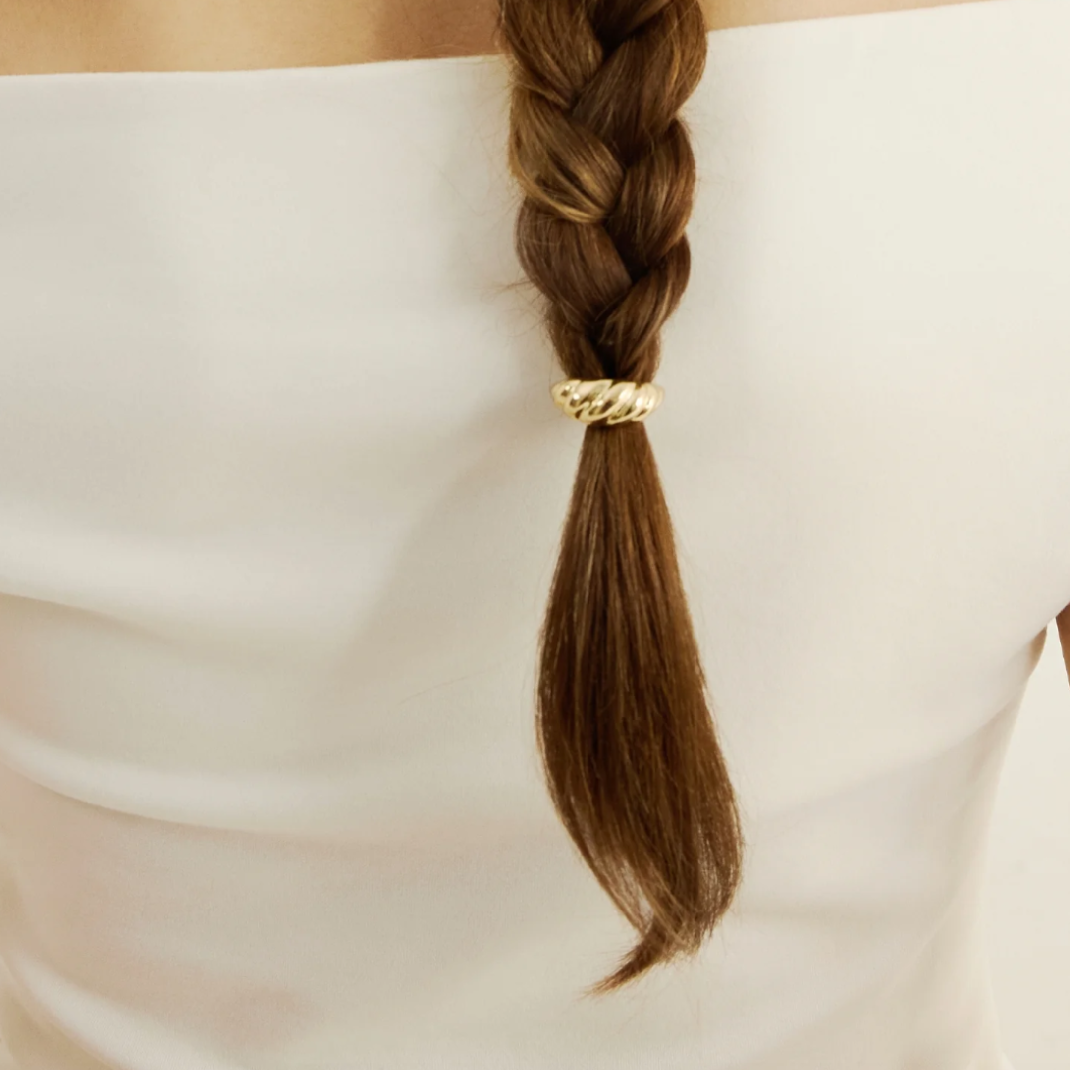 Kōv Gold Pleated Hair Cuff