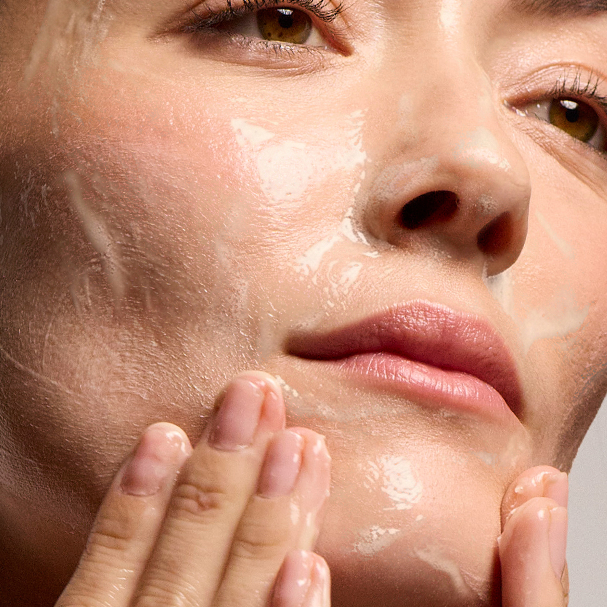 Active Renewal Cleanser